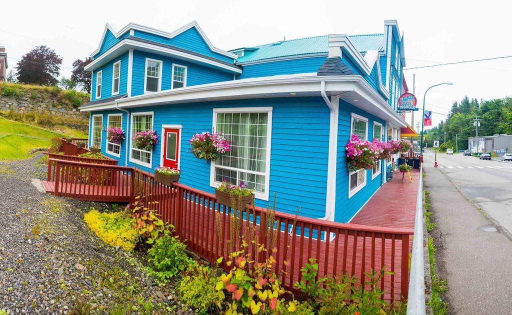 Pioneer Inns Prince Rupert Exterior photo